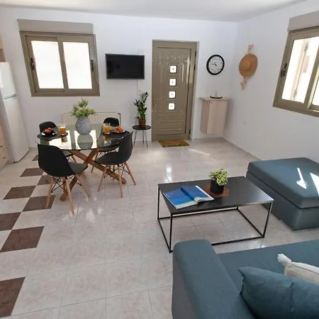 Alex.the Flat דירה ארגוסטולי